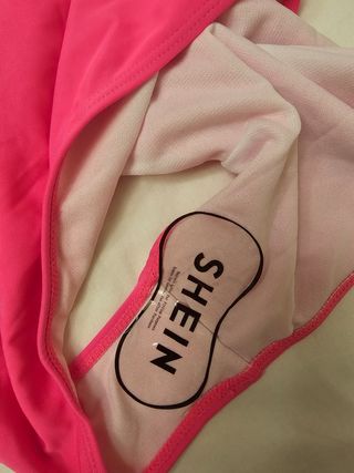 Bañador rosa nuevo