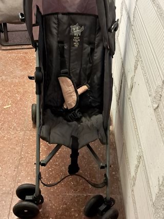 2 sillas paseo niños plegables 30 cada uno