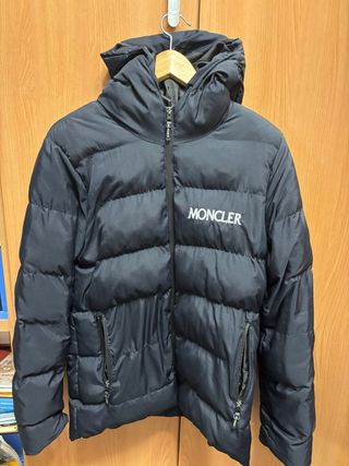 Chaqueta Moncler negra