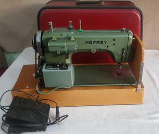 Máquina coser Refrey Antigua