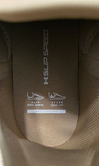 Zapatillas Under Armour Slip Speed Beige
