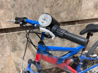 Bicicleta montaña doble suspensión