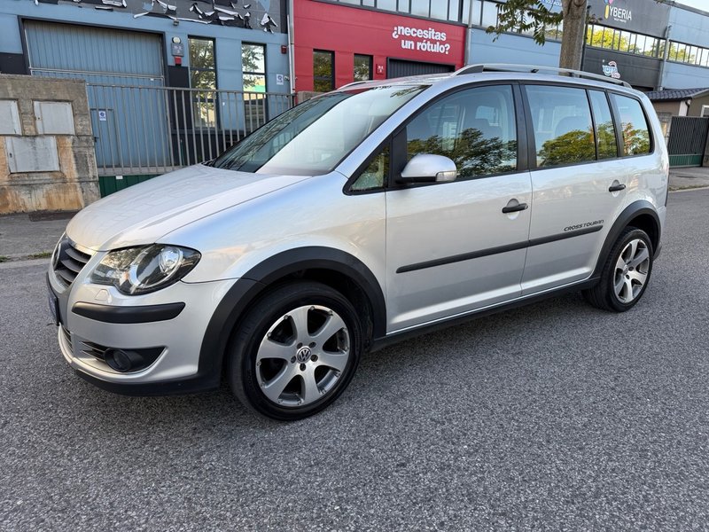 Volkswagen Touran 1.9 TDI Traveller 2007