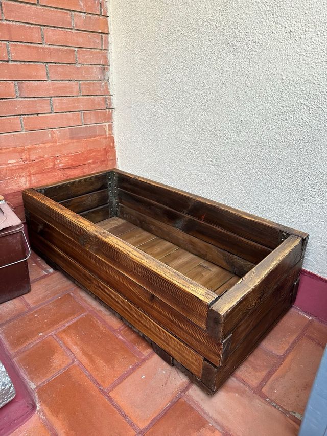 Jardinera madera maciza artesanal 103x49x30
