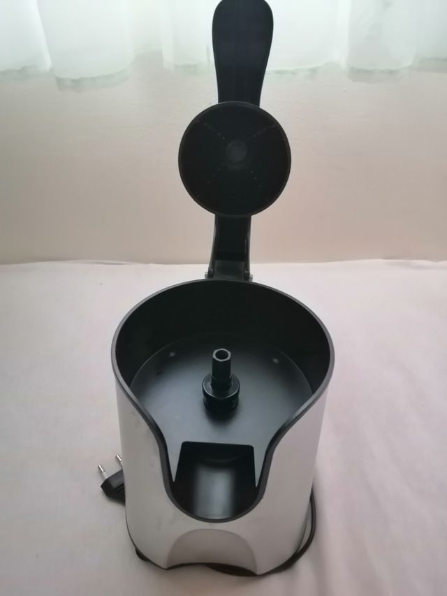 Exprimidor Dayron acero inoxidable