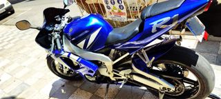 Yamaha R1 Azul - Moto