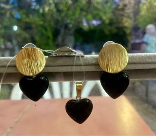 Pendientes y colgante corazón