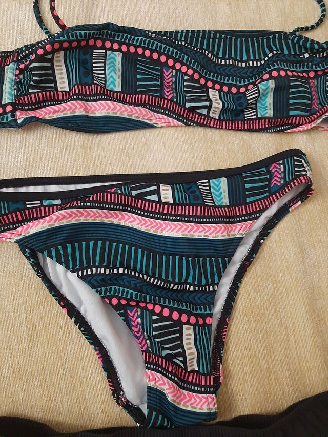 Bañador tricolor - Bikini & Shorts
