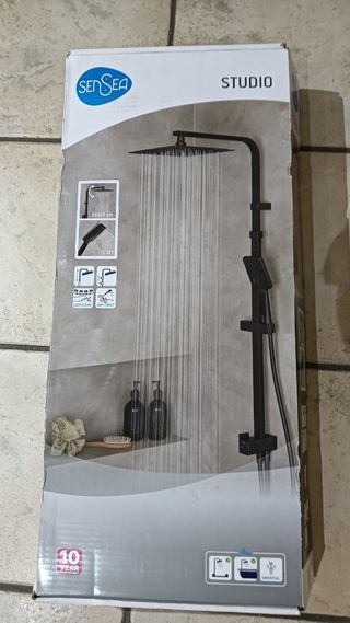 Colonna Doccia Sensea Studio Nera,senza rubinetto.