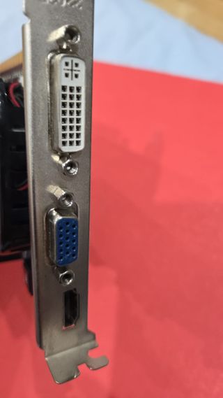 + Tarjeta gráfica Point of View GeForce GT 630
