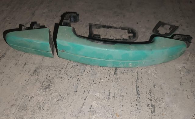 Maneta puerta exterior