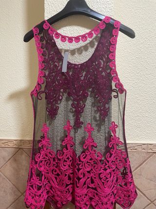 Camiseta negra transparente