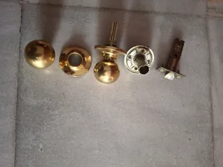 Puerta interior con Pomo