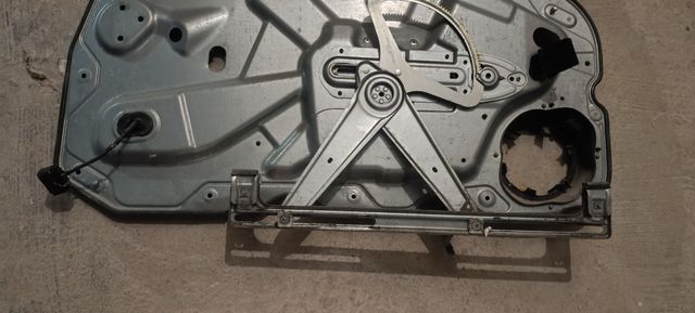 Elevalunas puerta interior