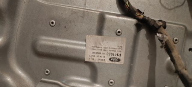 Elevalunas puerta interior