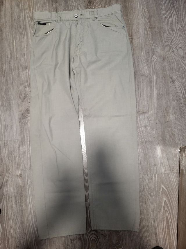 Pantalón BOSS Hombre XL Gris