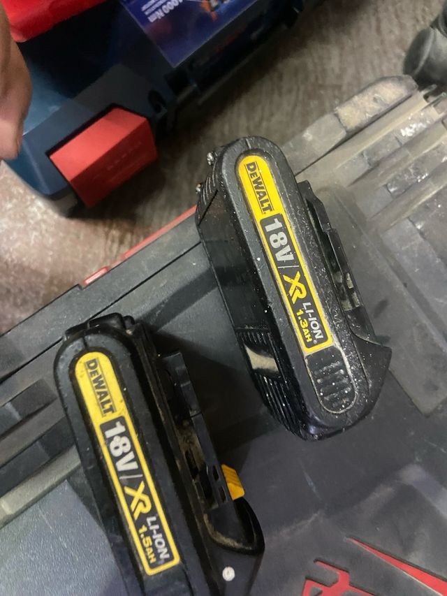 2 Baterías Dewalt 18V XR Li-ion