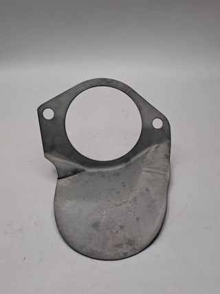 Chapa protector motor arranque Seat 600