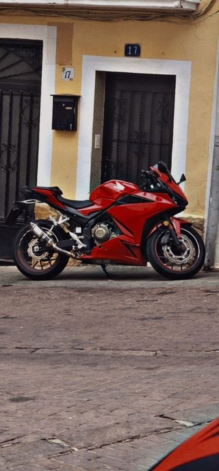 Honda CBR500R 2019
