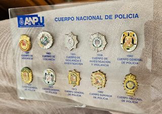 Pines Policía Nacional Española
