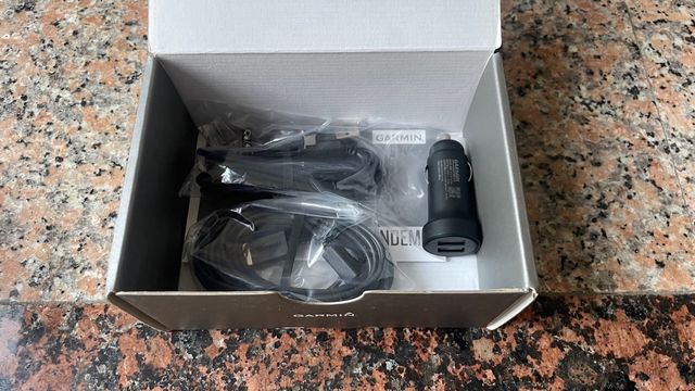 2 ud Garmin Dash Cam Tandem - 2 lentes 180º