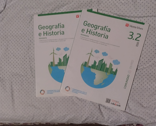 GEOGRAFIA E HISTORIA 3 (3.1-3.2)(COMUNIDAD EN RED)