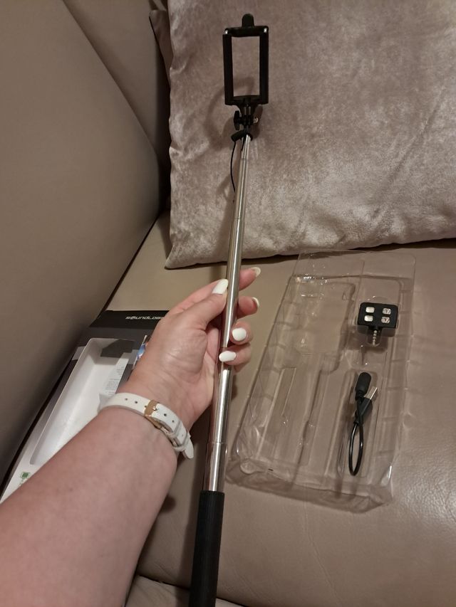 Selfie Stick Soundlogic c/ Flash