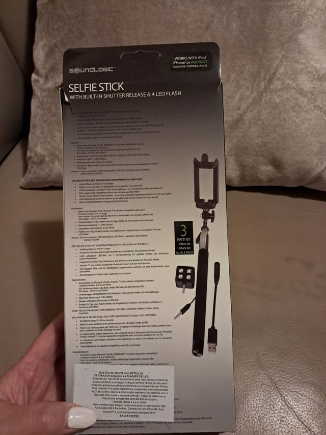 Selfie Stick Soundlogic c/ Flash