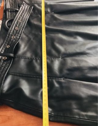 Falda negra Zara - Nueva. Temporada otoño invierno