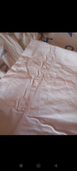 Federe ricamate vintage bianche e viola