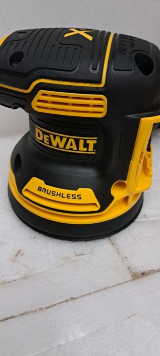Lijadora Dewalt XR Brushless