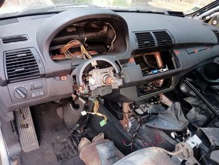 Despiece de BMW X5 3.0i automatico