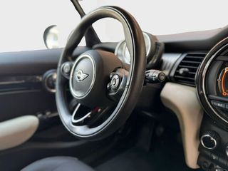 MINI COOPER D 5 Puertas - COMO NUEVO - GARANTIA