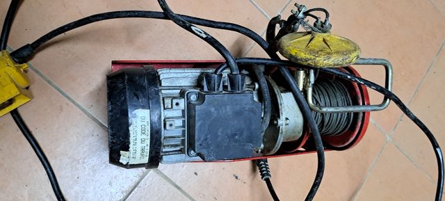 Guincho Stark 200kg - usado