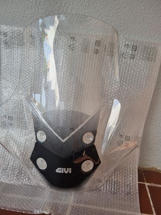 SUZUKI Vstrom 800TECH -