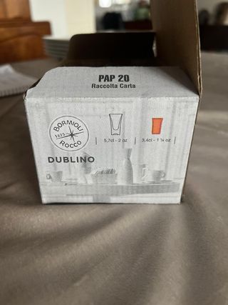 Vasos de cocktail y chupitos