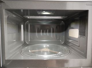 Microondas LG 700W - 20L