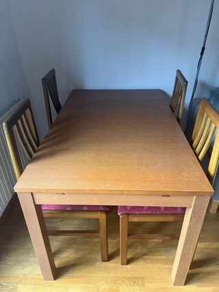 Mesa comedor extensible + 4 sillas