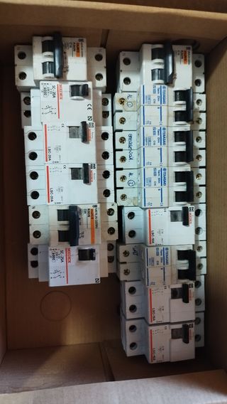 Lote interruptores Magnetotermicos PIA