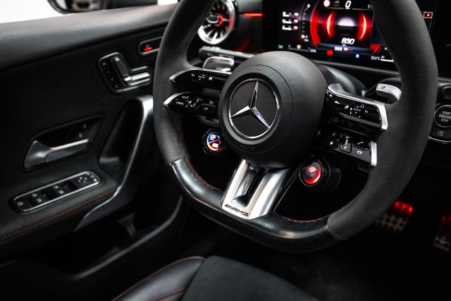 MERCEDES-BENZ Clase AMG A 45S 1 DUEÑO IVA DED.