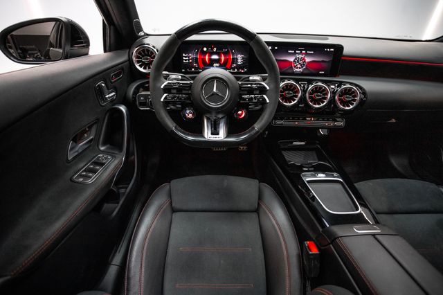 MERCEDES-BENZ Clase AMG A 45S 1 DUEÑO IVA DED.