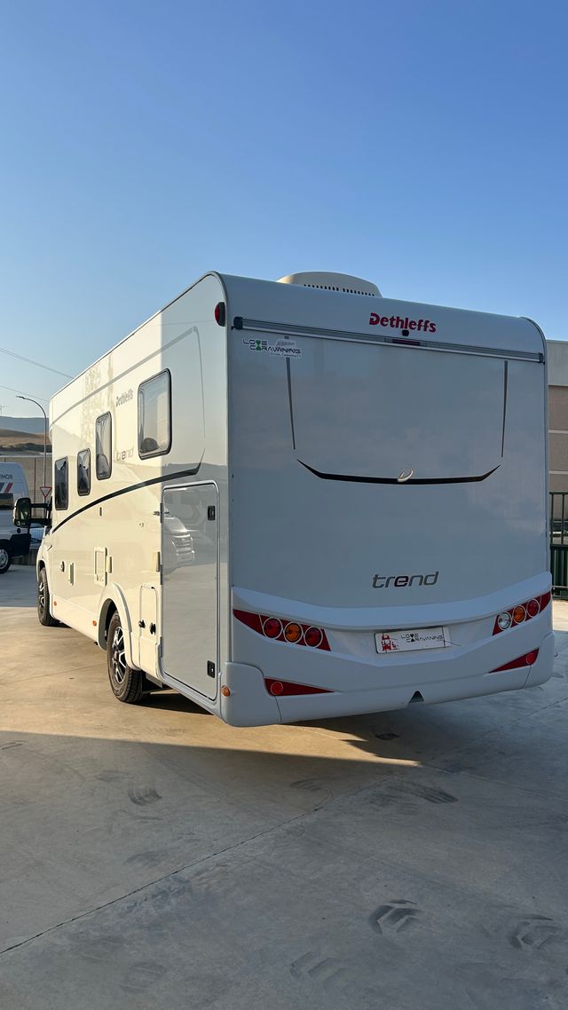 Autocaravana perfilada Dethleffs Trend 7057 Matic
