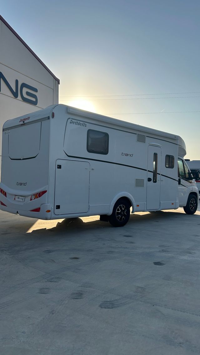 Autocaravana perfilada Dethleffs Trend 7057 Matic