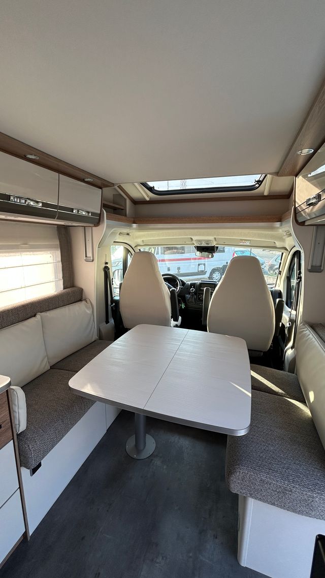 Autocaravana perfilada Dethleffs Trend 7057 Matic