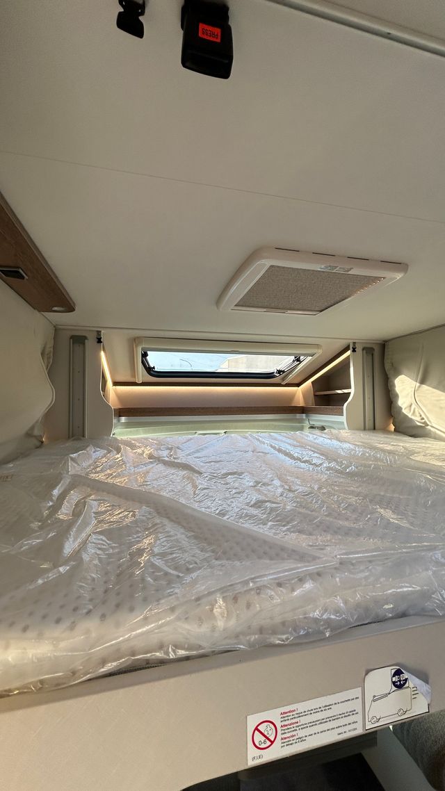 Autocaravana perfilada Dethleffs Trend 7057 Matic