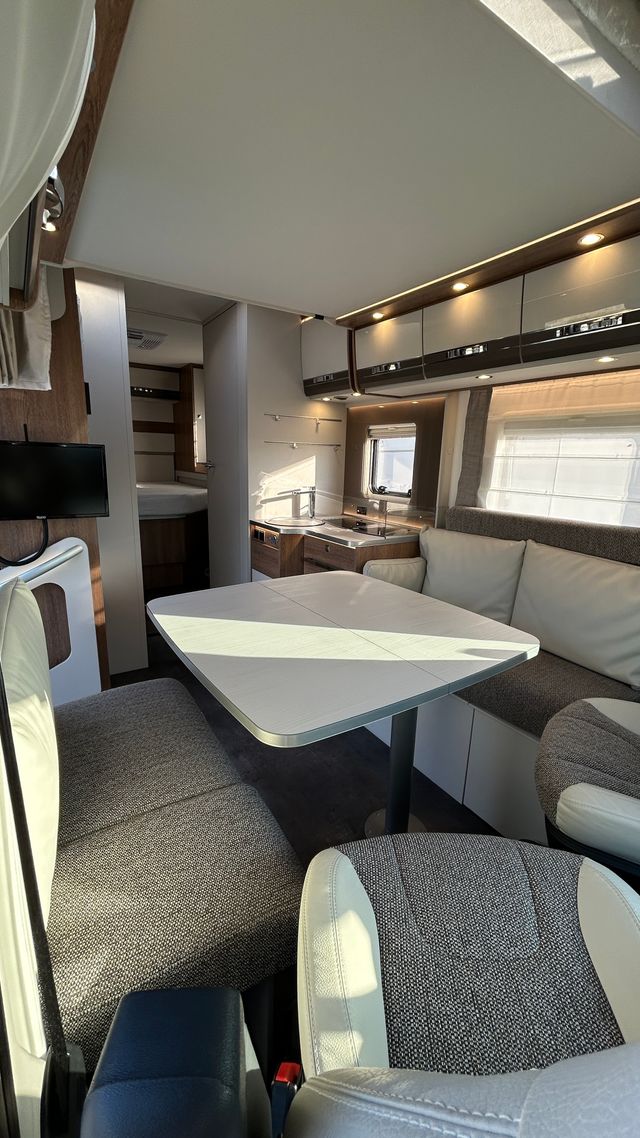 Autocaravana perfilada Dethleffs Trend 7057 Matic