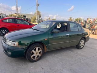 Nissan Primera 1.8 G - 2000