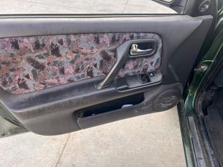 Nissan Primera 1.8 G - 2000