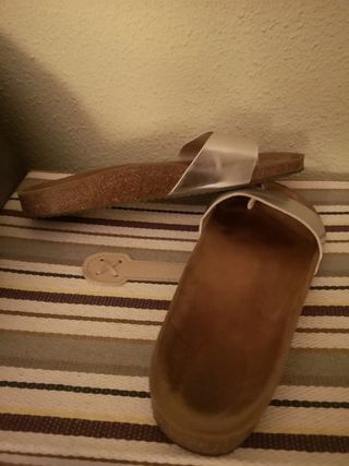 Sandalias Plata estilo  Birkenstock - cómodas