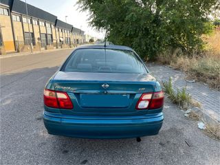 Nissan Almera 2001